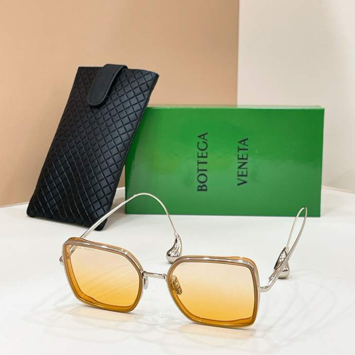 Picture of Bottega Veneta Sunglasses _SKUfw80050221fw